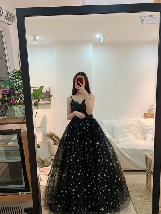 Sexy Black Prom Dresses A-Line / Princess Spaghetti Straps Sleeveless Star Embroidered Floor-Length cg10940 Sexy Black Prom Dresses A-Line / Princess Spaghetti Straps Sleeveless Star Embroidered Floor-Length cg10940