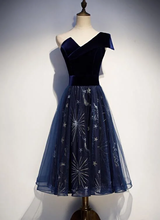 Elegant Navy Blue One Shoulder Bridesmaid Dress, Blue Wedding Party Dresses Tunics Stylish modern Elegant Navy Blue One Shoulder Bridesmaid Dress, Blue Wedding Party Dresses Tunics Stylish modern