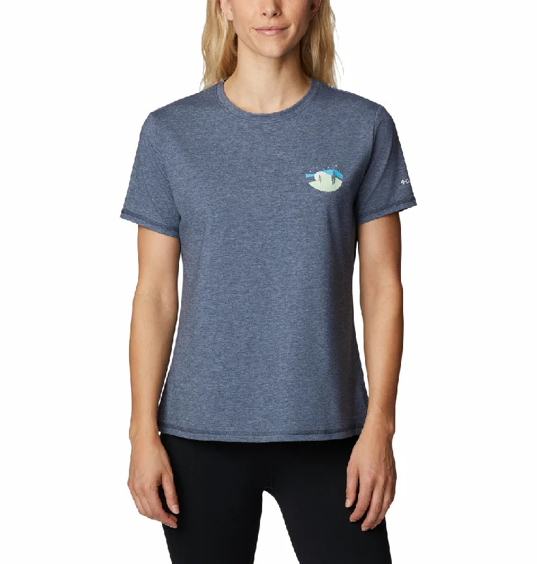 Columbia T-Shirt Sun Trek Graphic II - Femme Front Pockets Side Pockets Patch Pockets Columbia T-Shirt Sun Trek Graphic II - Femme Front Pockets Side Pockets Patch Pockets