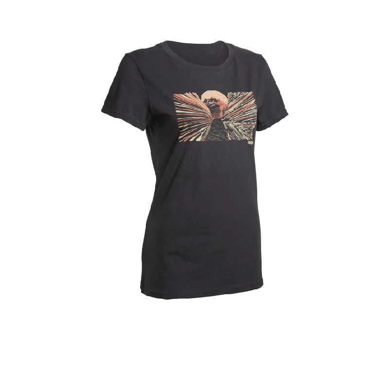 Women's Slot Canyon Tee  |  Black Ribbed Striped Patterned
